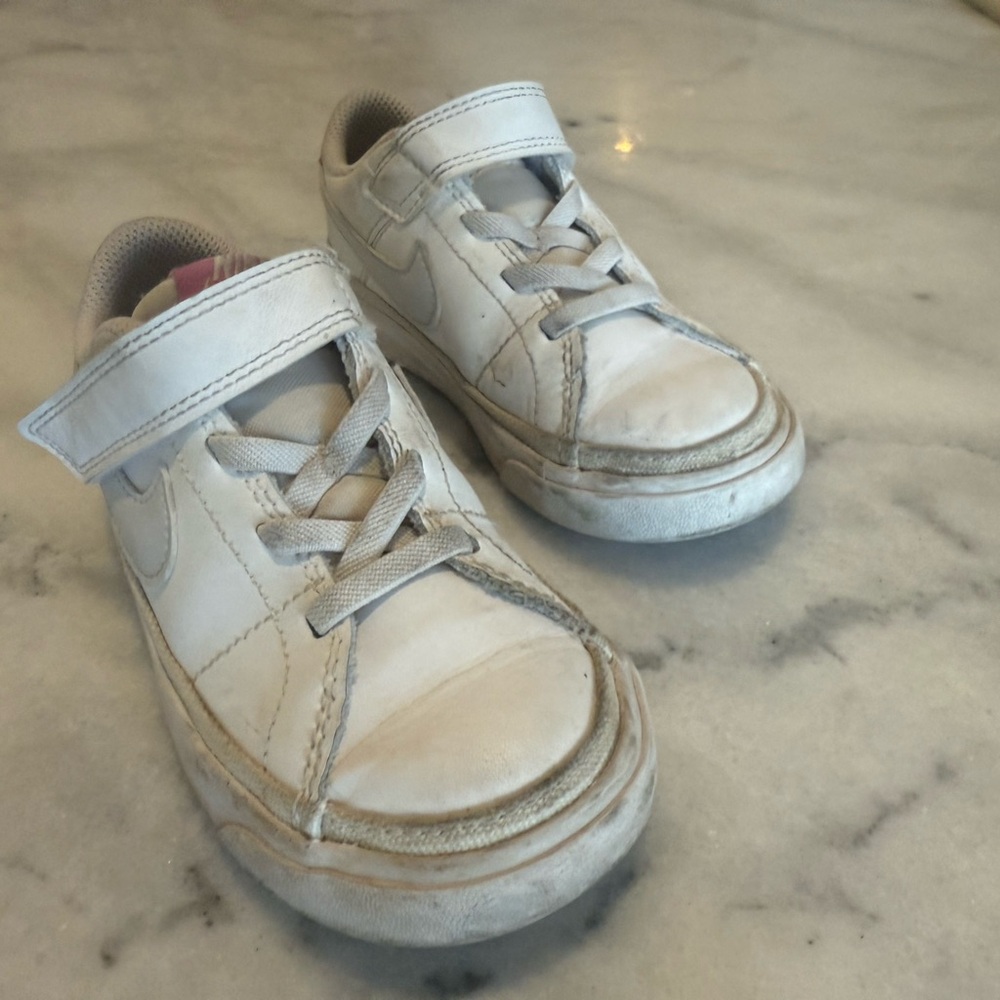 Nike One Check White Shoes- 9c